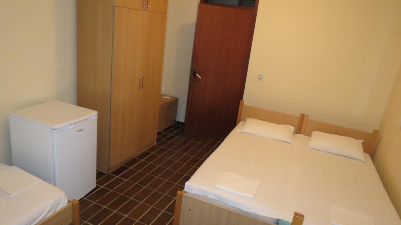 Guesthouse Obala Sutomore Dış mekan fotoğraf