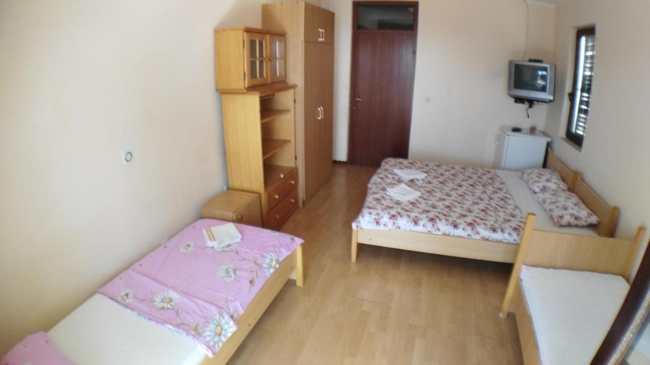 Guesthouse Obala Sutomore Dış mekan fotoğraf