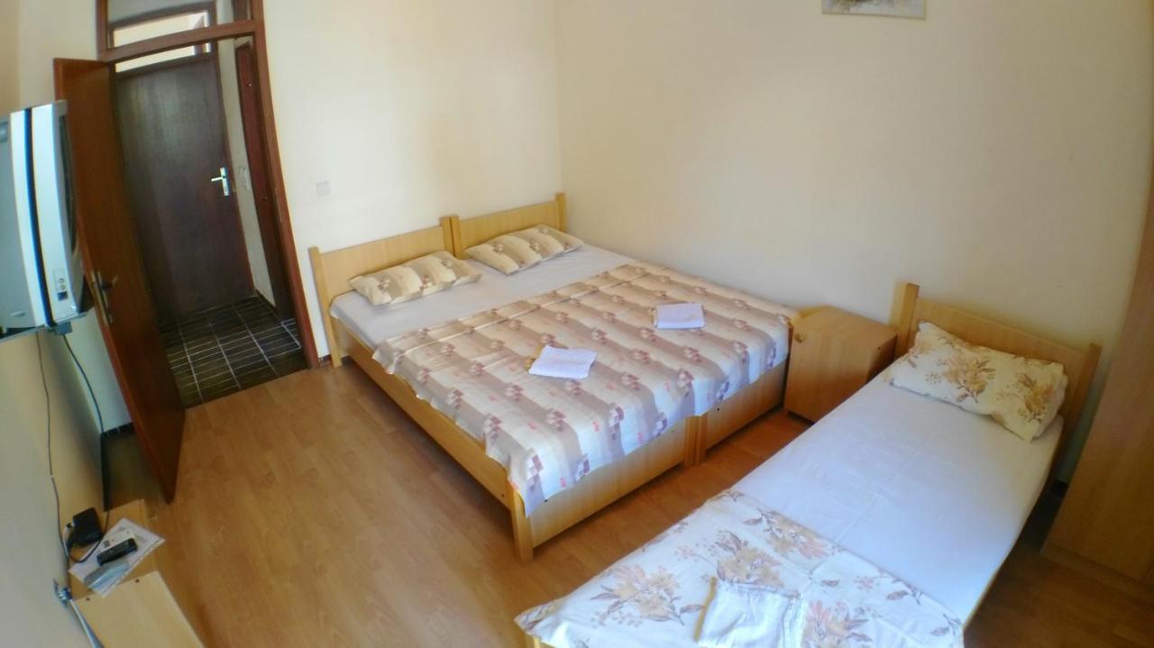 Guesthouse Obala Sutomore Dış mekan fotoğraf